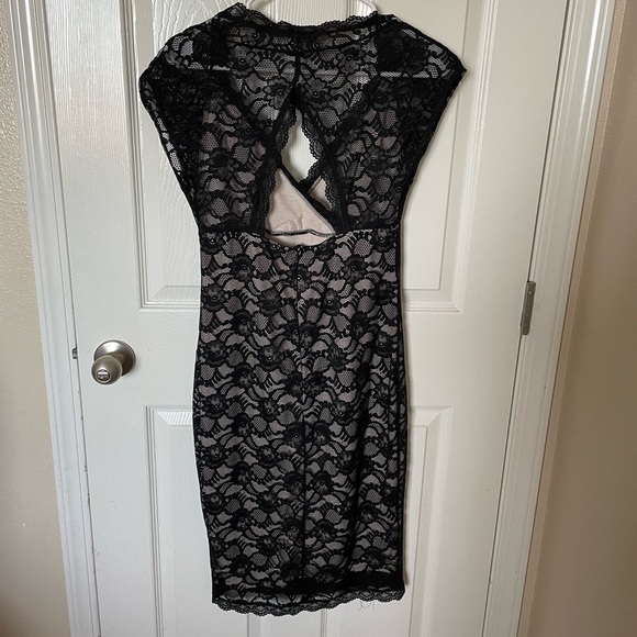 Miusol Cocktail Dress Deep V Tank Lace Floral Size M - Picture 3 of 8